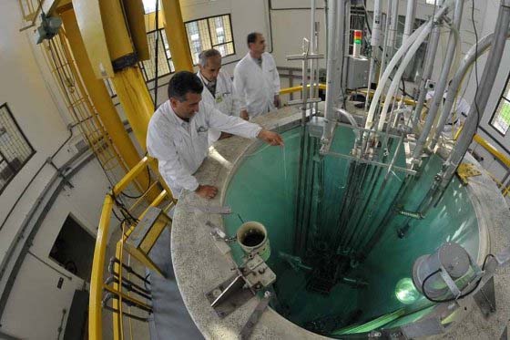 Desarrollo de un programa de creación de capacidades que asegure una operación sustentable de un reactor nuclear de investigación a través del entrenamiento de personal.